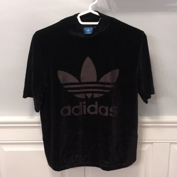 adidas Tops - adidas originals velvet Box tee